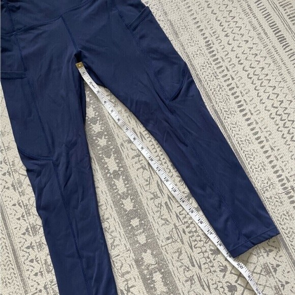 Savvy navy blue 7/8 leggings with‎ pockets - Picture 4 of 7